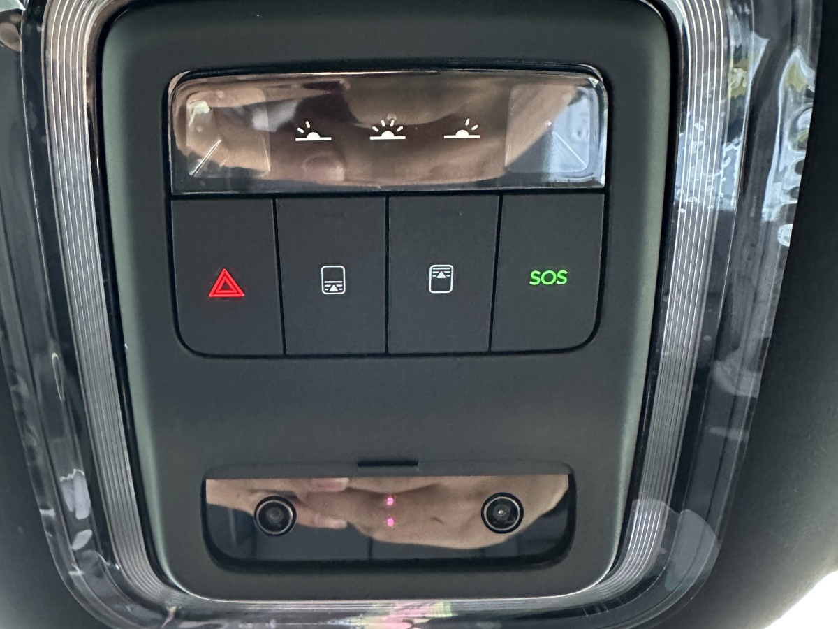 蔚来 蔚来ES8 2026 汽车图片 #17