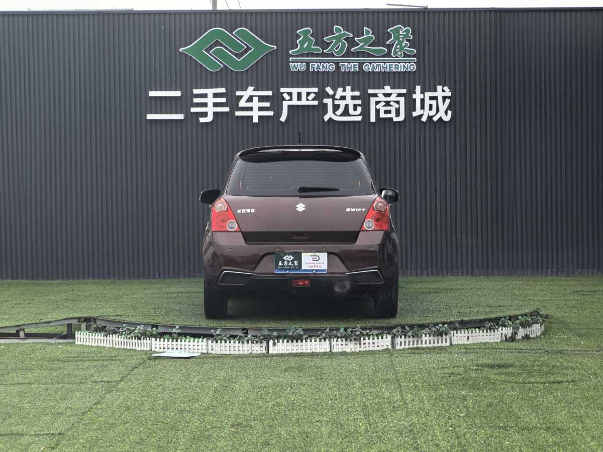Suzuki Swift 2017 car image #17