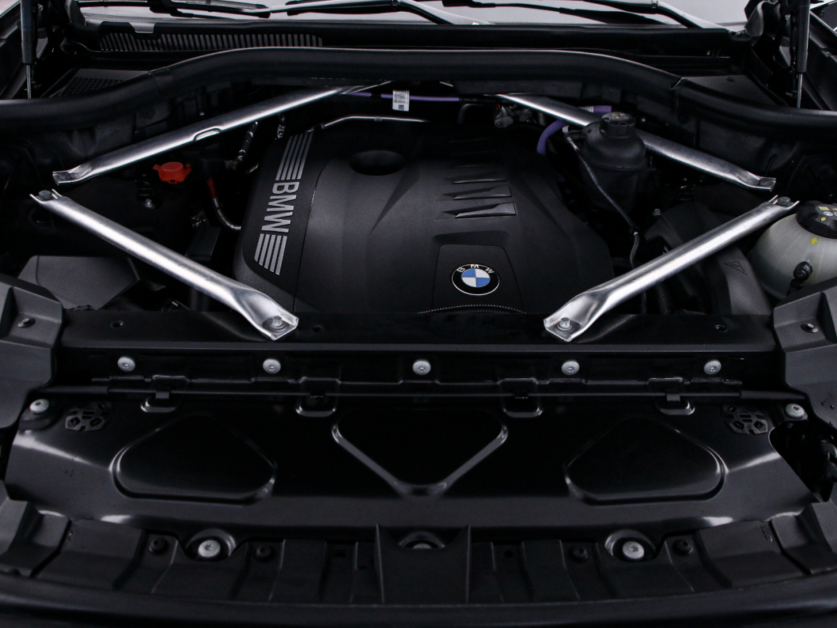 BMW X7 2023 immagine di auto #17