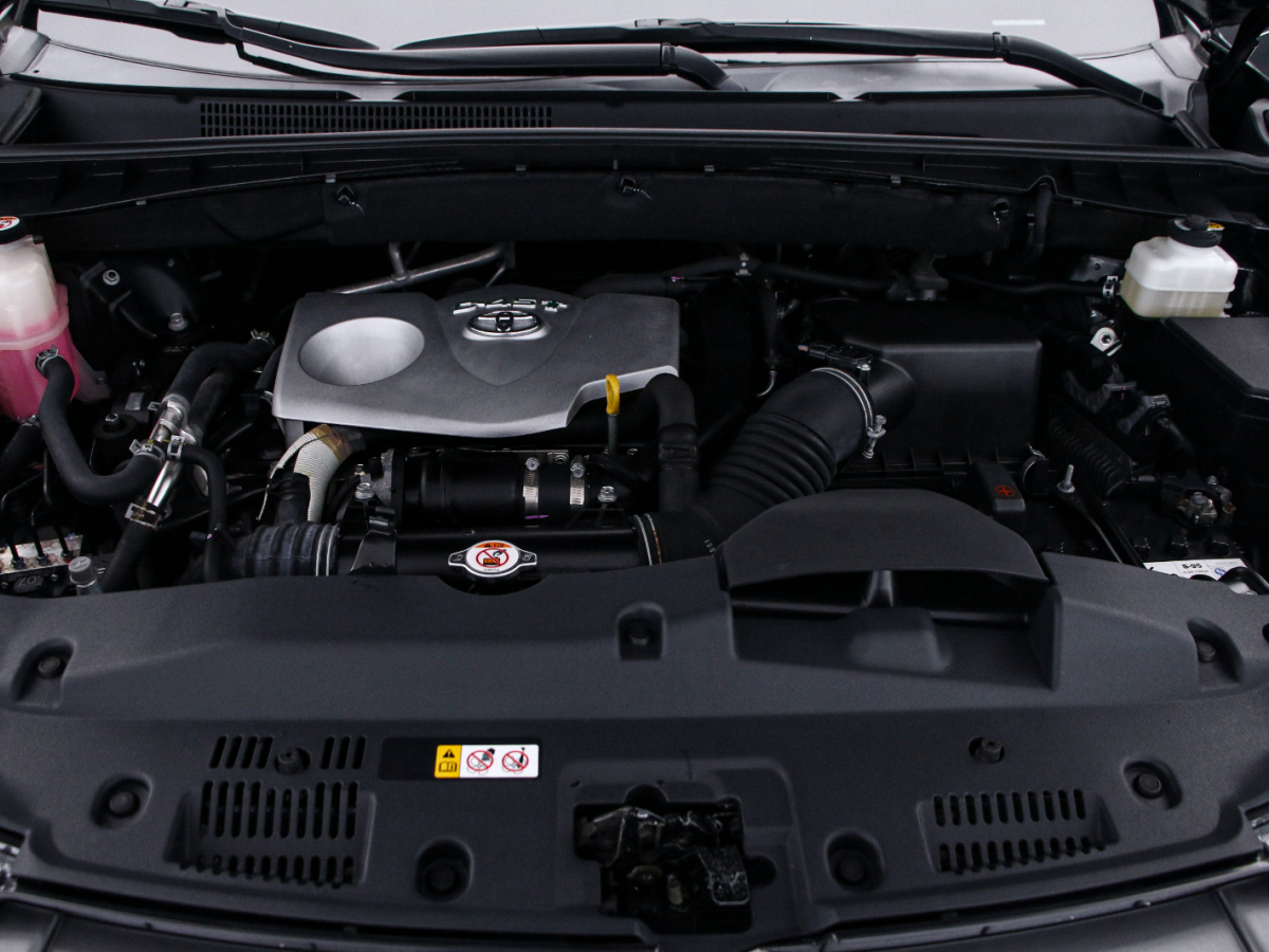 Toyota Highlander 2019 car image #17