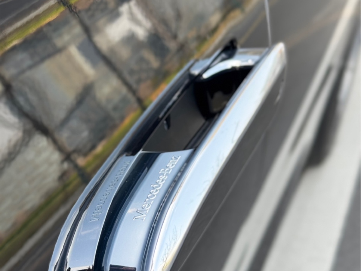 Mercedes-Benz 2023 car image #17