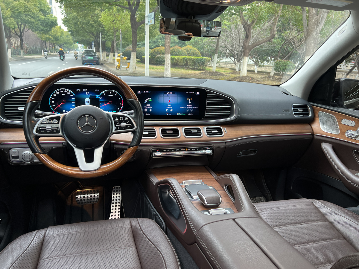 Mercedes-Benz GLS Class 2021 car image #17