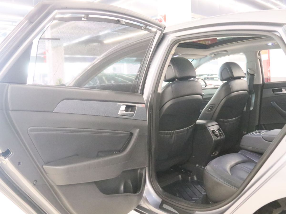 Hyundai Sonata 2015 immagine di auto #17