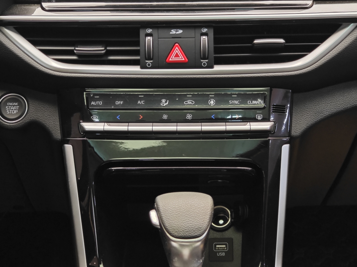 Kia K3 2020 изображение автомобиля #17