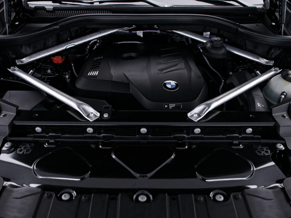 BMW X5 2025 immagine di auto #17