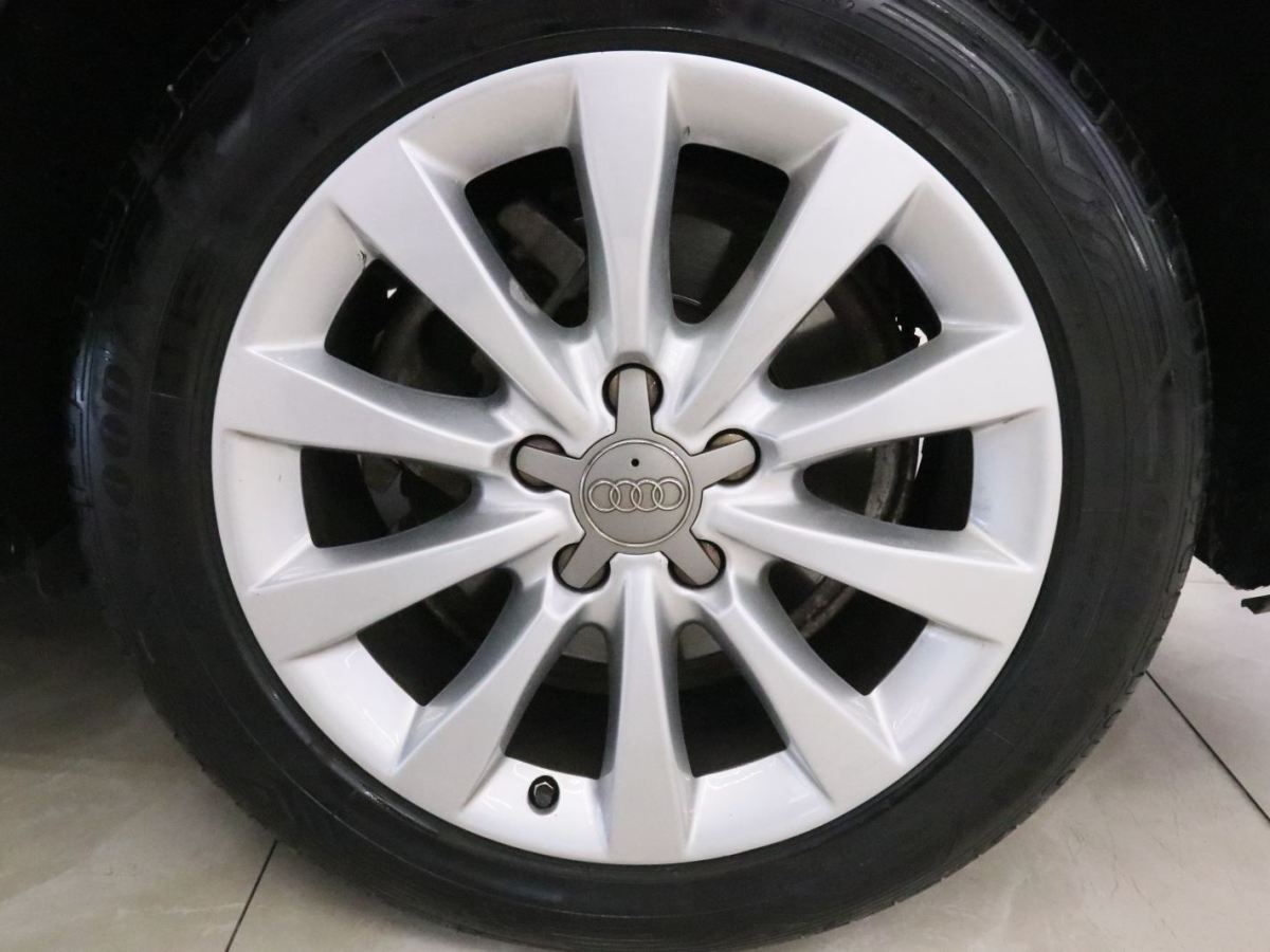 Audi 2014 car image #17