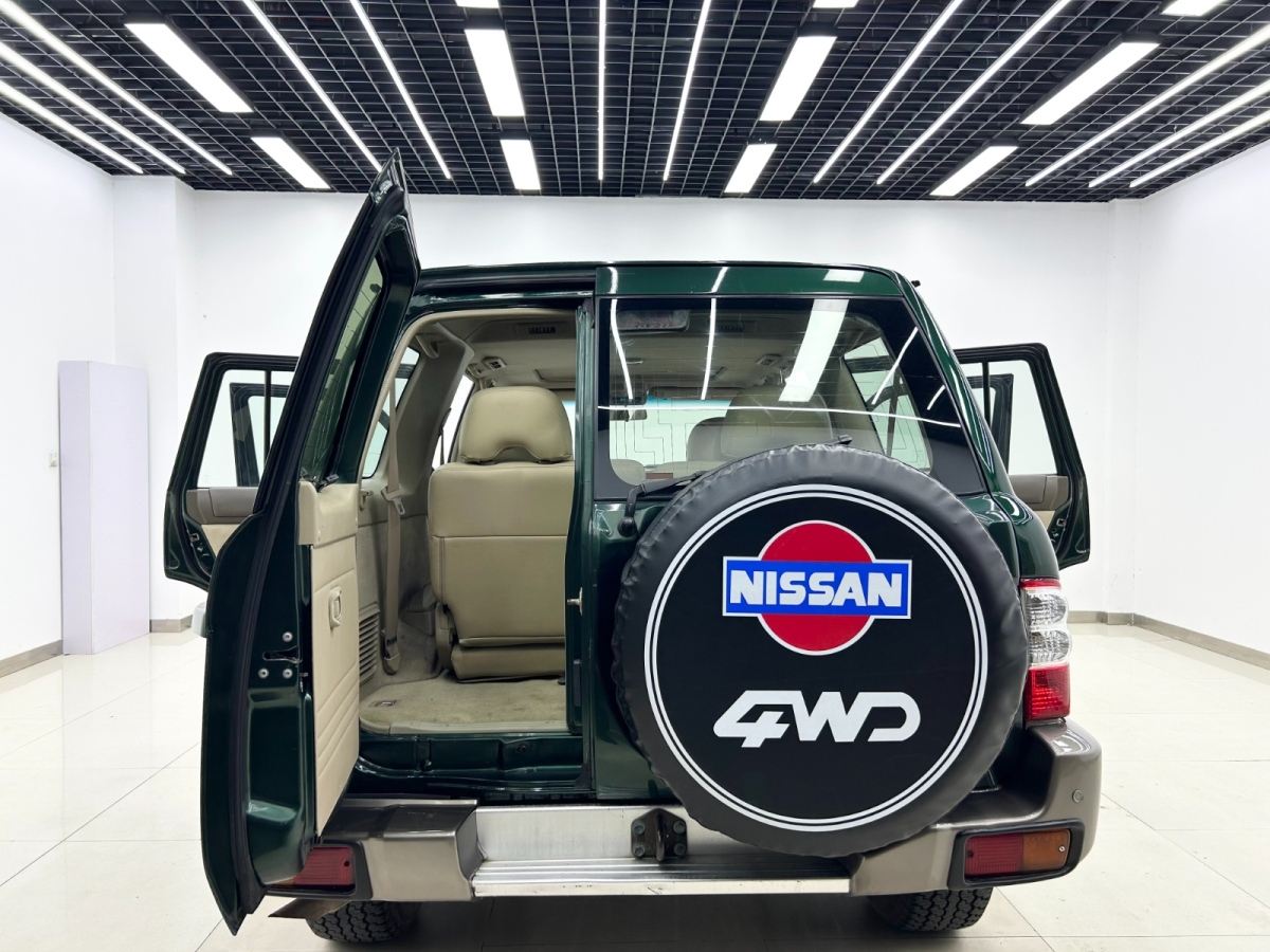 日产 途乐 2004 汽车图片 #17