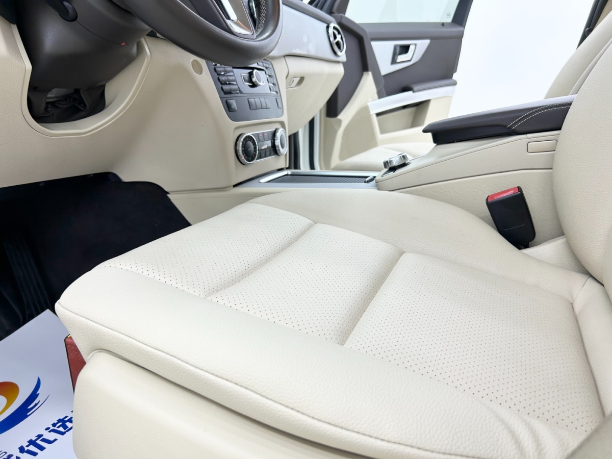 Mercedes-Benz GLK Class 2013 car image #17