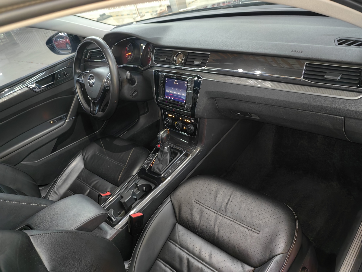 Volkswagen Passat 2018 #17 Volkswagen Passat 2018 car image #17