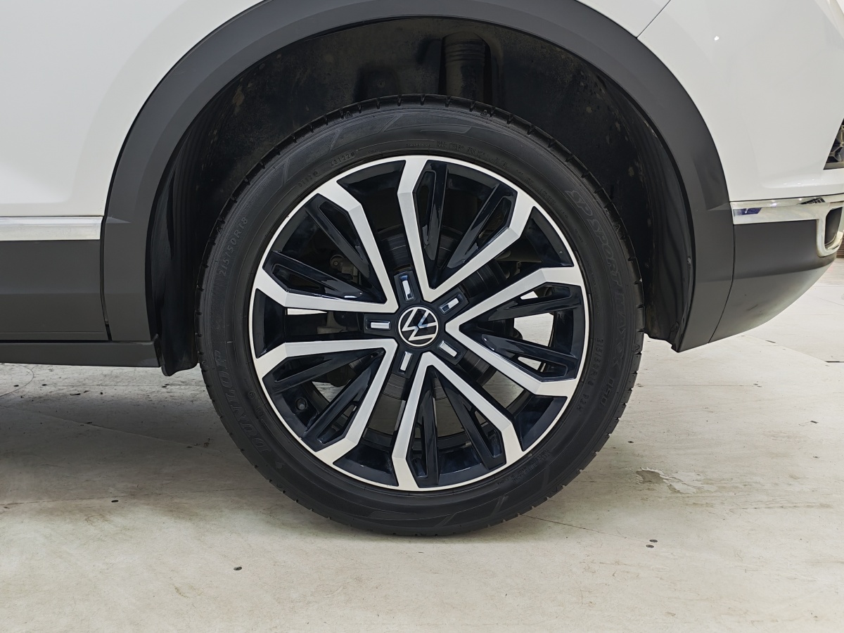 Volkswagen T-Roc 2022 #17 Volkswagen T-Roc 2022 car image #17