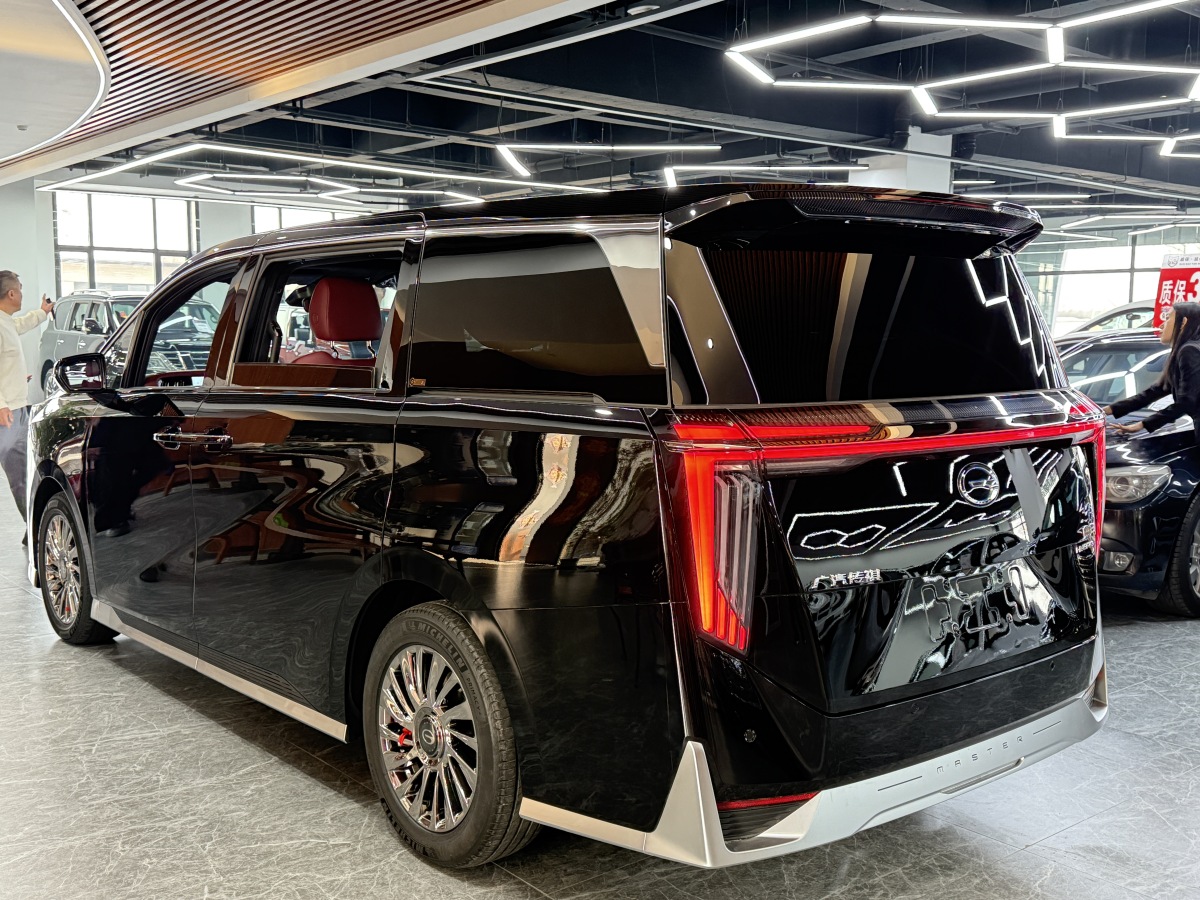 广汽传祺 传祺M8 2025 汽车图片 #17