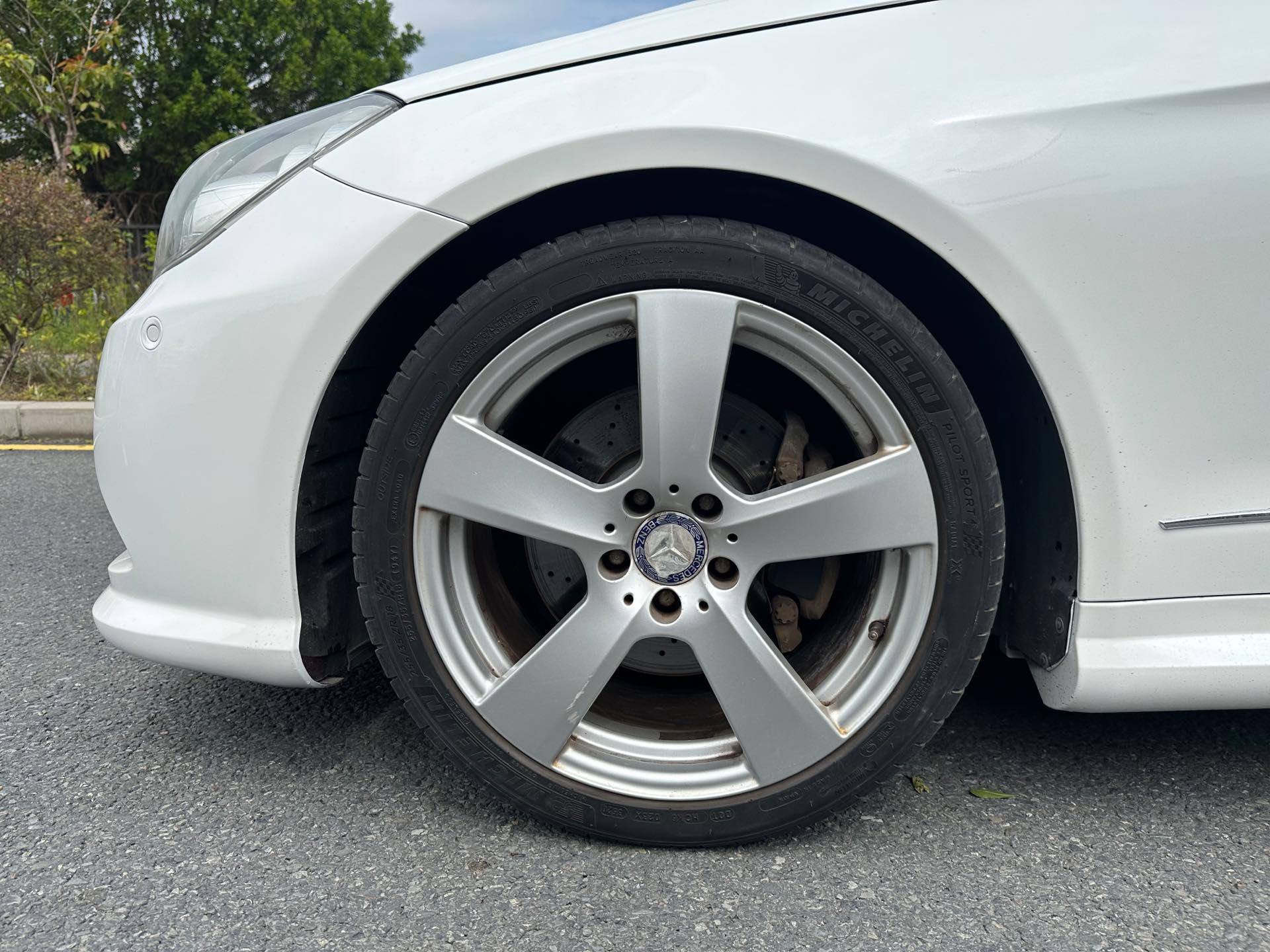 Mercedes-Benz E Class (Imported) 2013 car image #17