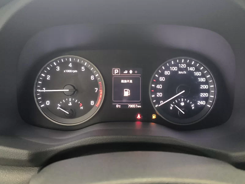 现代 途胜 2018 汽车图片 #17