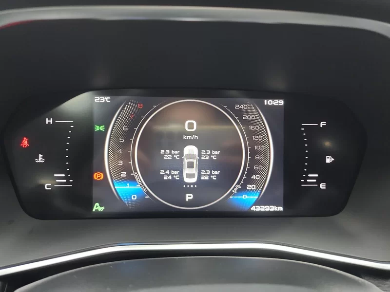 GEELY PrefaceL 2022 car image #17