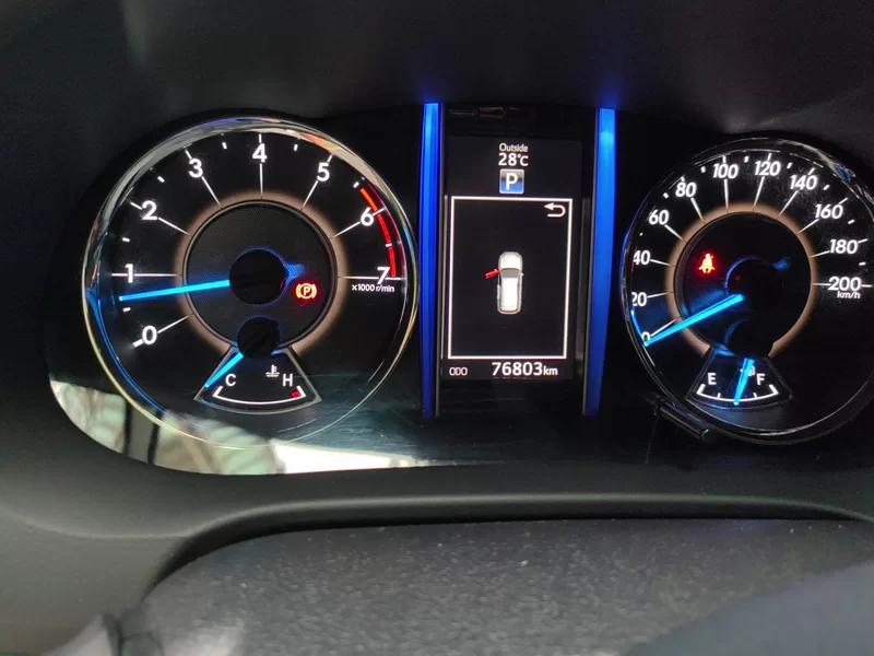 Toyota Fortuner 2018 car image #17