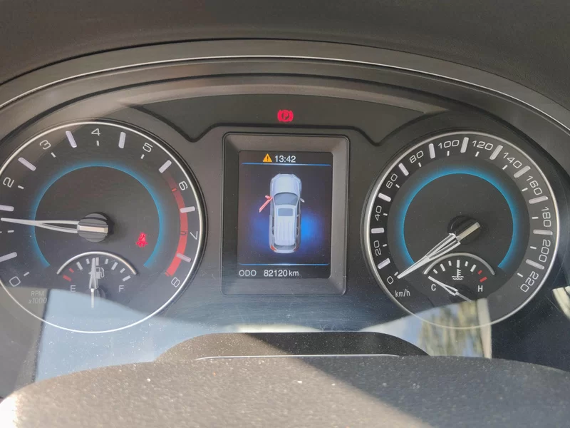 Haval H2 2015 #17 Haval H2 2015 car image #17