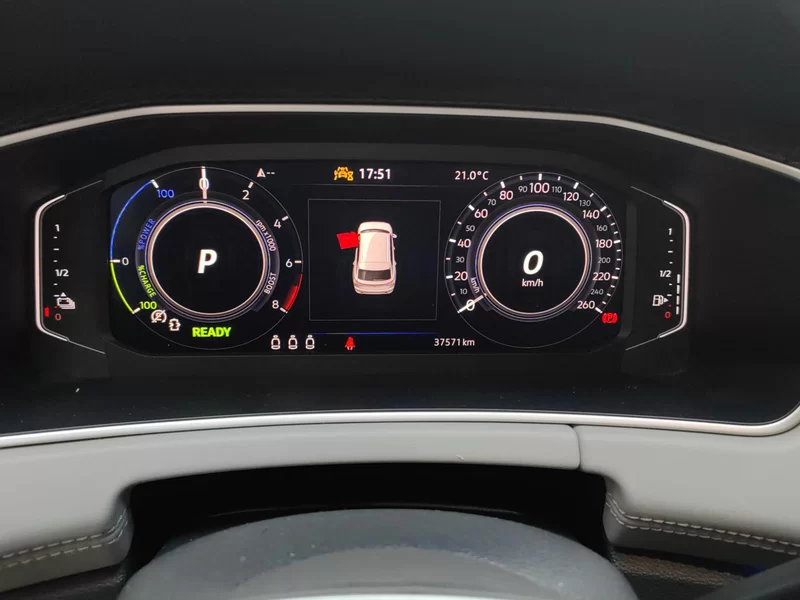 Volkswagen Tayron GTE 2022 #17 Volkswagen Tayron GTE 2022 car image #17