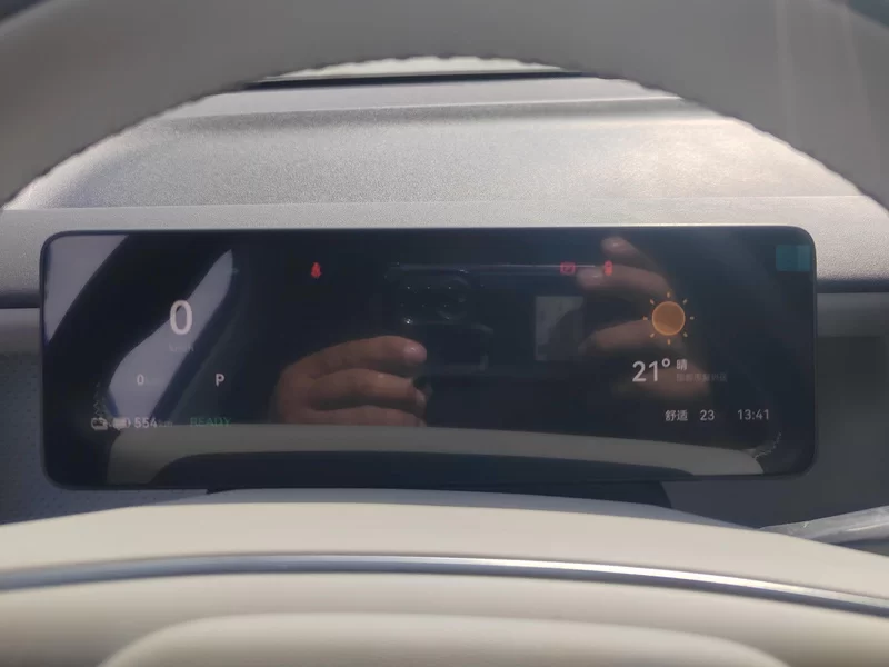 零跑汽车 零跑B01 2025 汽车图片 #17