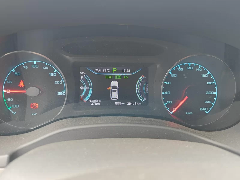 BYD Song New Energy 2018 #17 BYD Song New Energy 2018 car image #17