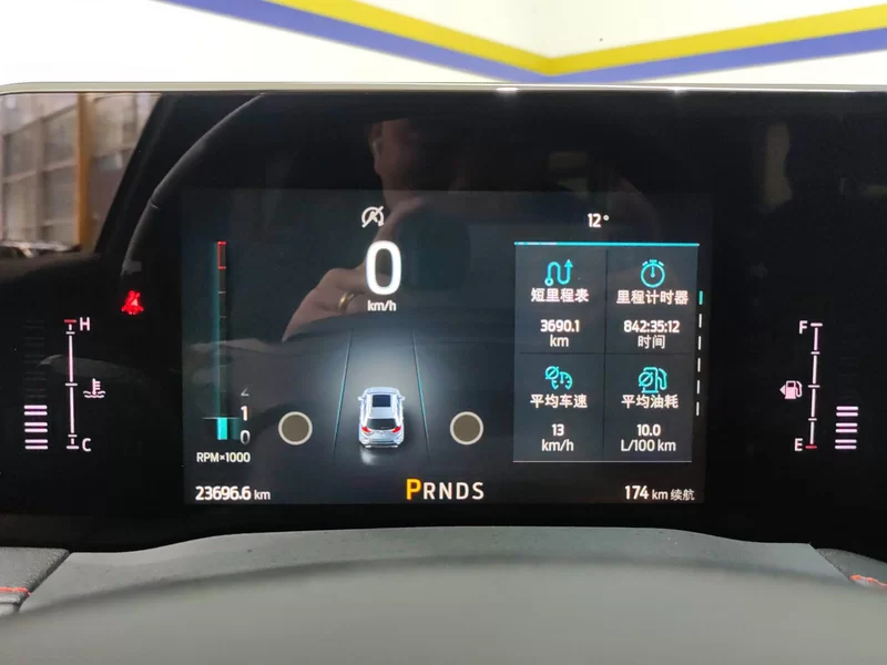 Ford Edge 2022 изображение автомобиля #17