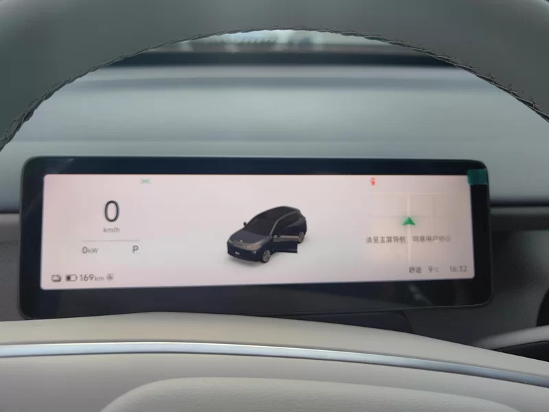 零跑汽车 零跑B10 2025 汽车图片 #17