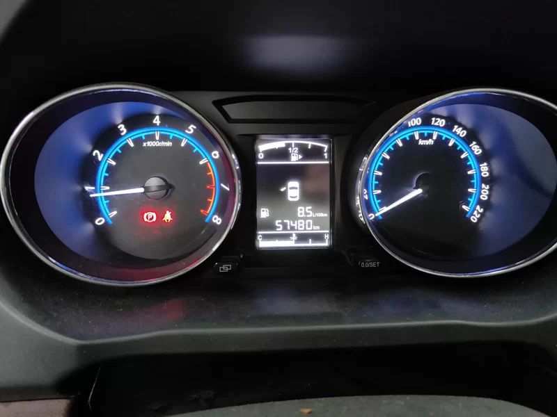 Forthing SX6 2016 #17 Forthing SX6 2016 car image #17