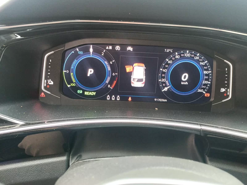 Volkswagen Tayron GTE 2020 #17 Volkswagen Tayron GTE 2020 car image #17