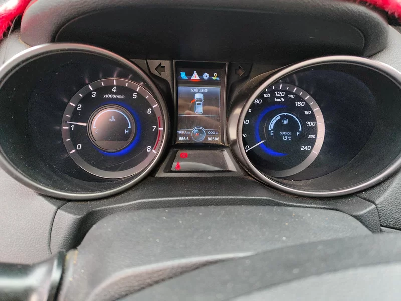 Changan CS75 2018 car image #17