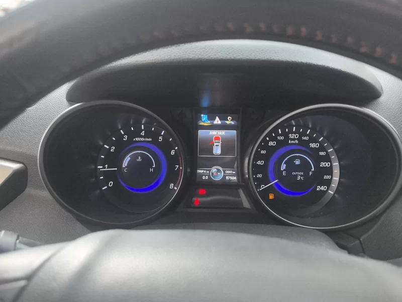 Changan CS75 2015 #17 Changan CS75 2015 immagine di auto #17