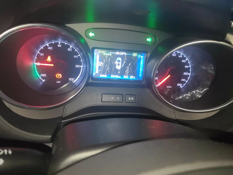 BYD Yuan New Energy 2018 car image #17