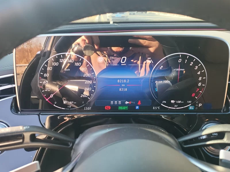 Mercedes-Benz E Class New Energy 2025 immagine di auto #17