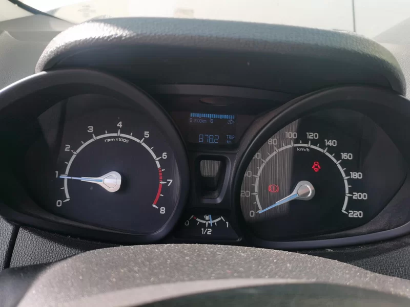 Ford EcoSport 2015 изображение автомобиля #17