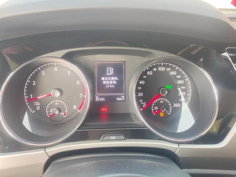 Volkswagen Touran 2018 #17 Volkswagen Touran 2018 car image #17