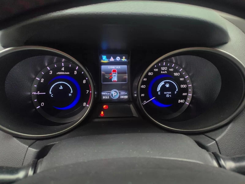 Changan CS75 2016 immagine di auto #17