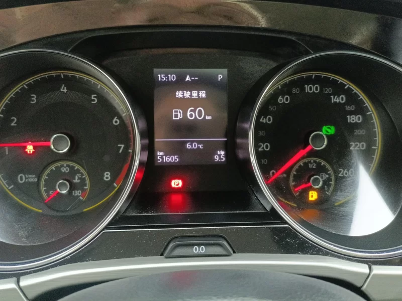 Volkswagen Touran 2021 immagine di auto #17