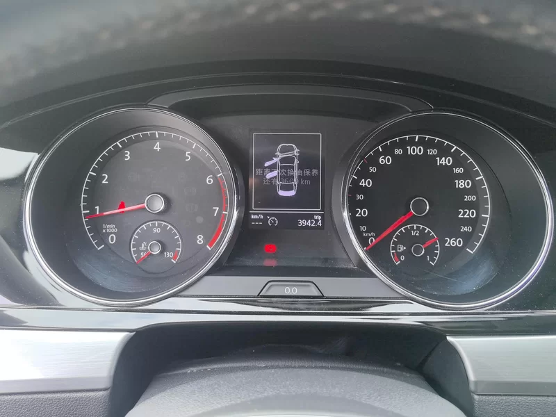 Volkswagen Lamando 2018 immagine di auto #17