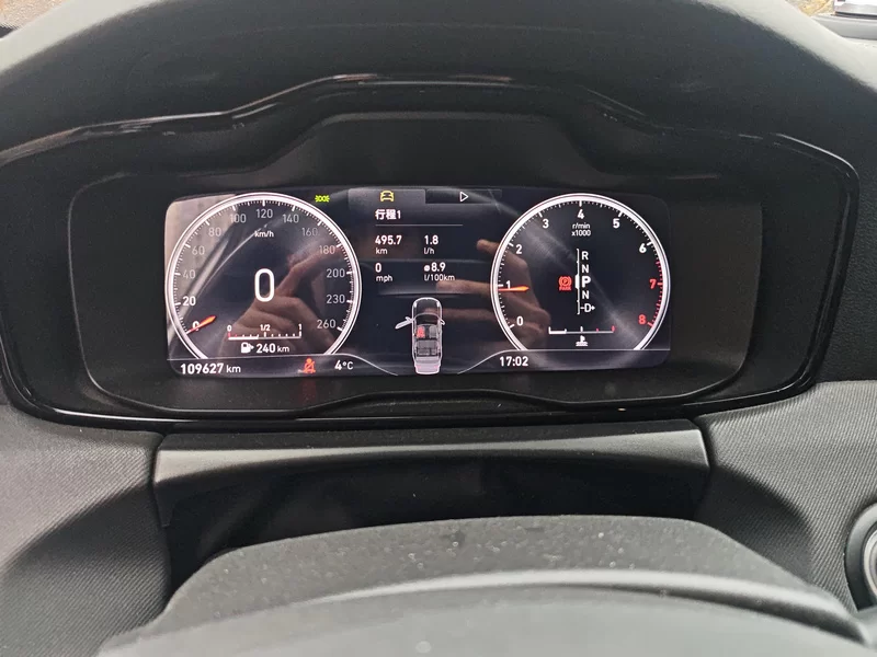 Lynk & Co 01 2018 #17 Lynk & Co 01 2018 car image #17