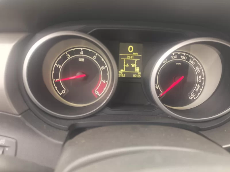 MG GS 2015 car image #17