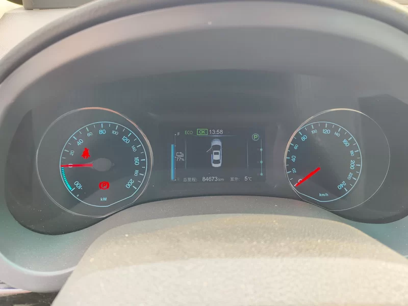 BYD e5 2017 #17 BYD e5 2017 car image #17