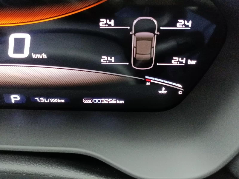 5 2024 immagine di auto #17