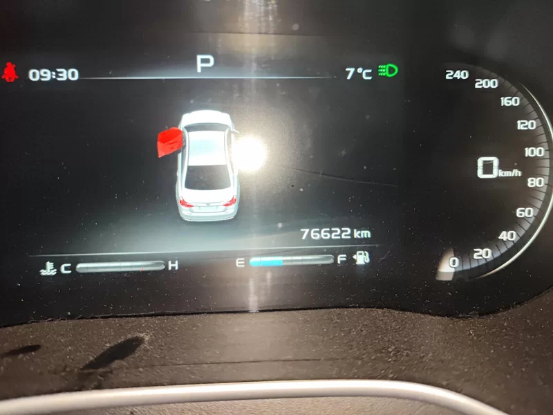 GEELY Emgrand 2018 car image #17