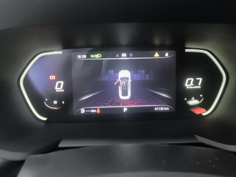 MG 5 2022 immagine di auto #17