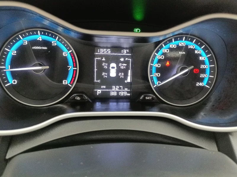 GEELY Emgrand 2020 #17 GEELY Emgrand 2020 car image #17