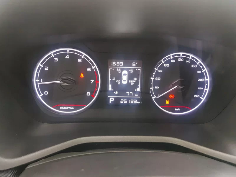 GEELY 2023 car image #17
