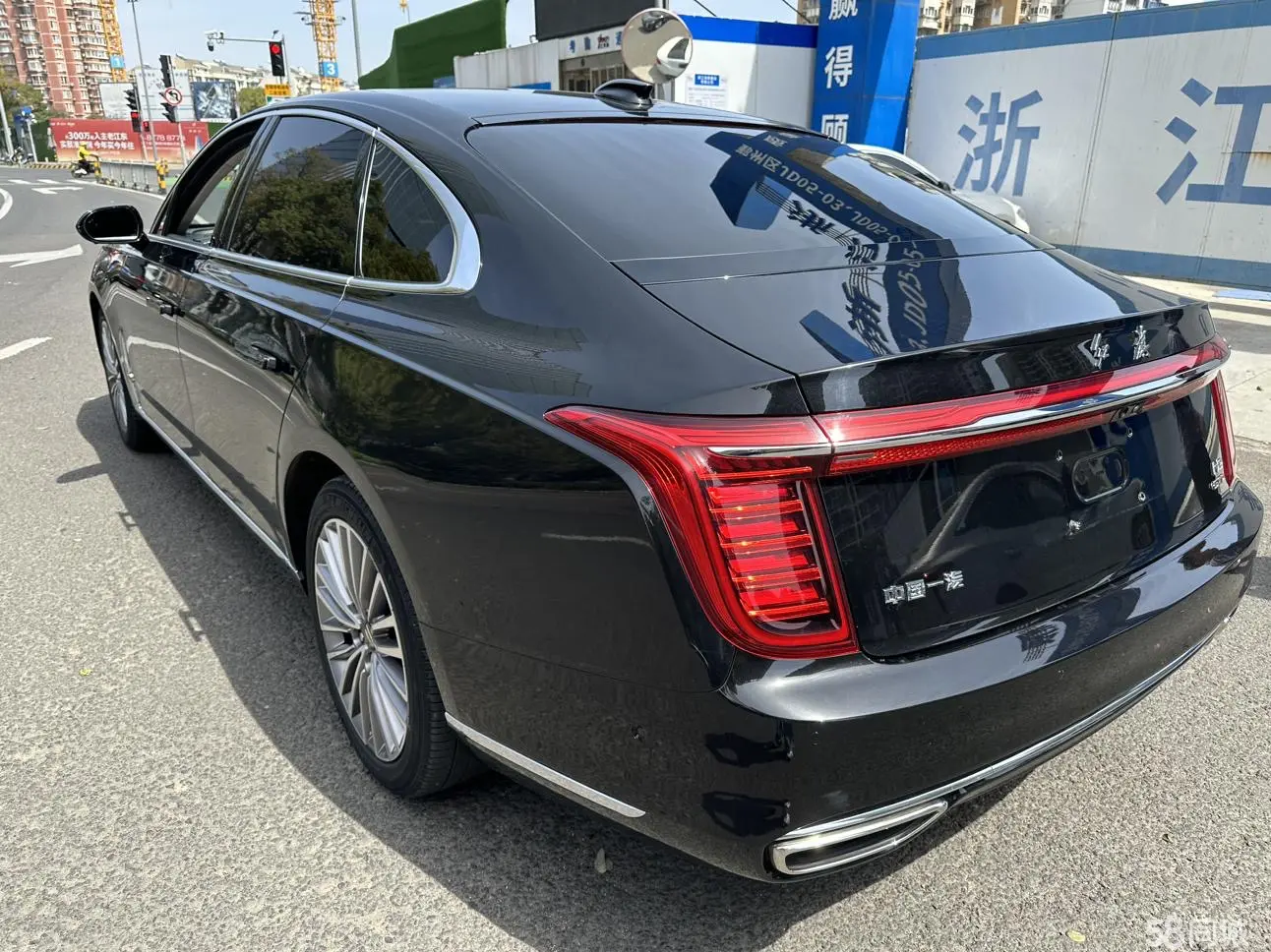 HongQi H9 2020 car image #17