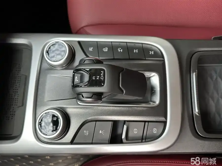 Tank 300 2023 immagine di auto #17