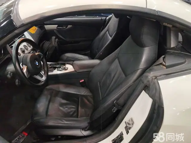 BMW Z4 2010 #17 BMW Z4 2010 car image #17