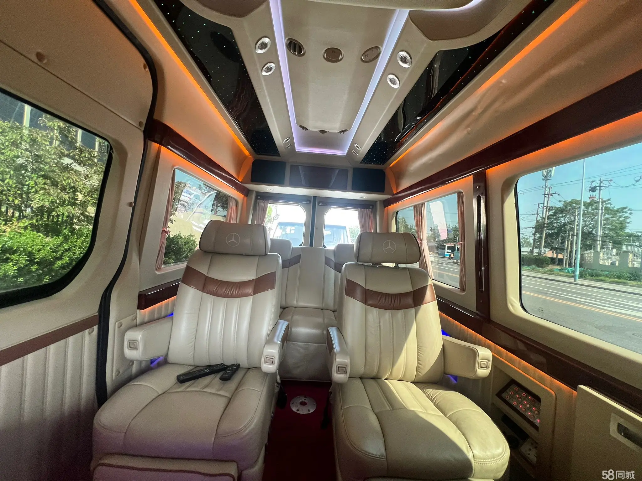 Mercedes-Benz Sprinter 2014 car image #17