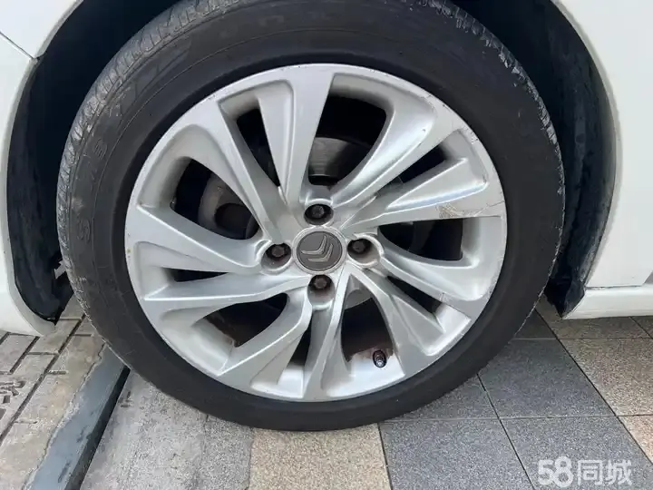 Citroen C4L 2013 immagine di auto #17