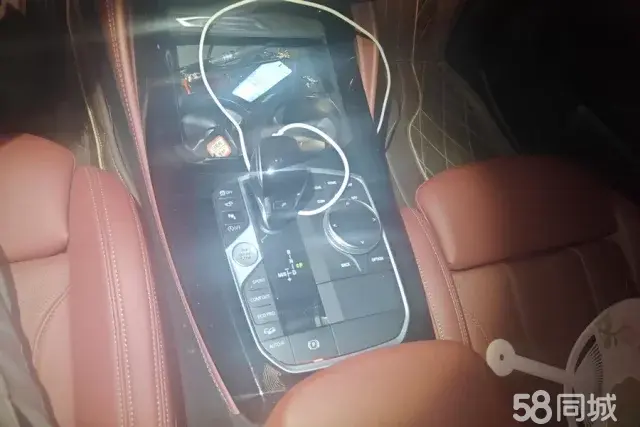 BMW X4 2022 #17 BMW X4 2022 صورة سيارة #17